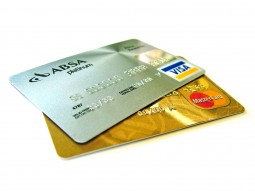 Debetní a kreditní karty, čím jsou se liší?